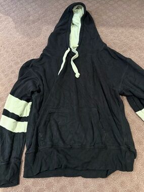 Twenty5A Women’s Black Hoodie Sweater with Contrast Cream Stripes